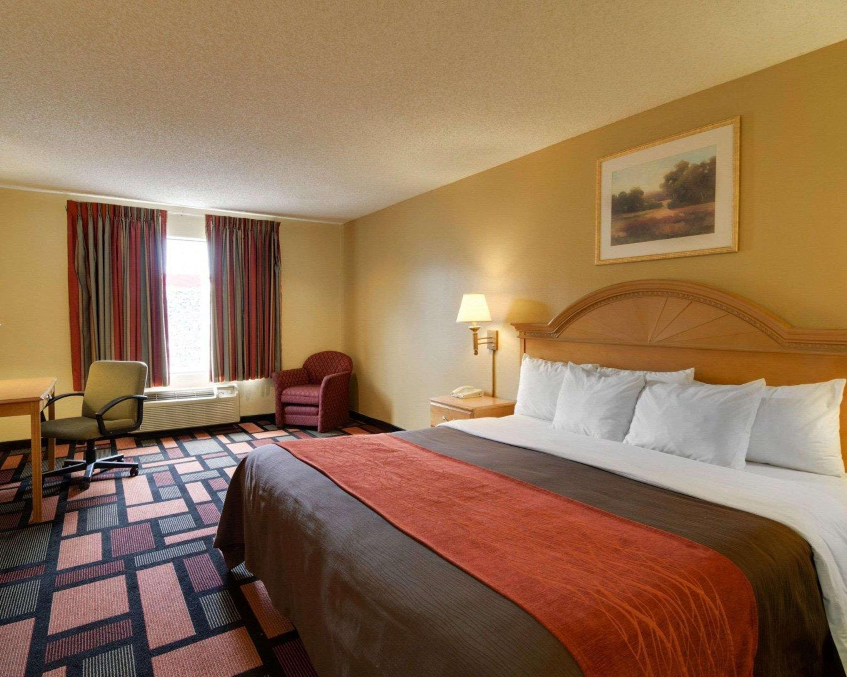 Quality Inn & Suites Malvern Экстерьер фото